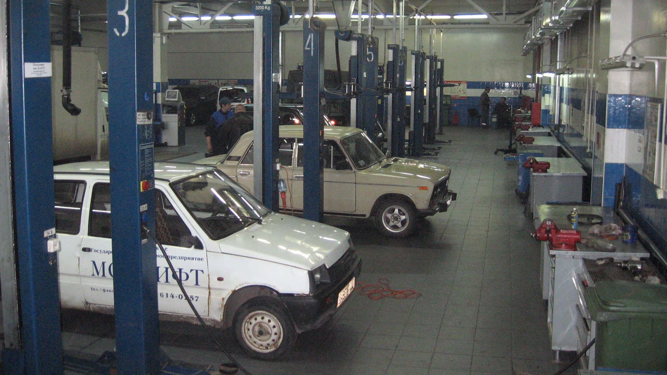 технический центр по обслуживанию и ремонту автомобилей